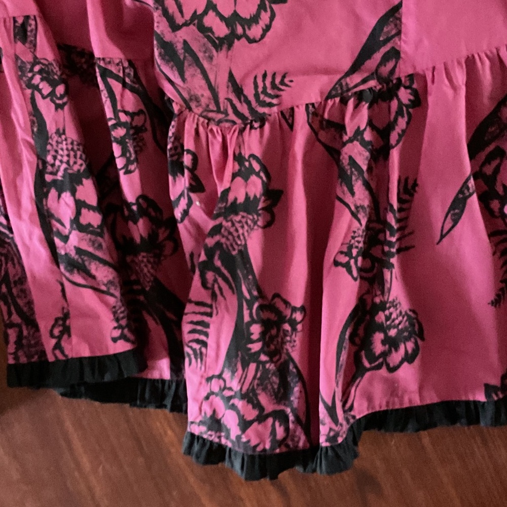 Nani Hawaiian made Pink Dress with Black Floral Design size large muumuu. - Picture 5 of 7